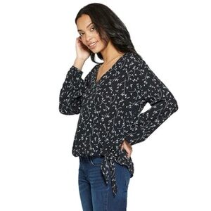 Universal Thread Womens Black Floral Tie-Hem Wrap Blouse Size S